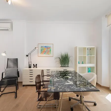 C92 - Rustic Two Bedrooms With Terrace Apartment *