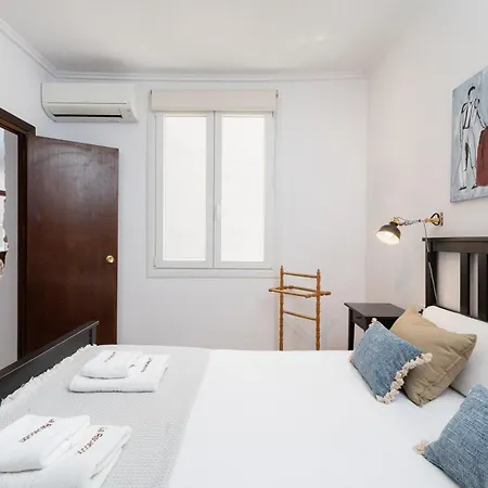 C92 - Rustic Two Bedrooms With Terrace Апартаменты Малага