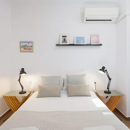 C92 - Rustic Two Bedrooms With Terrace