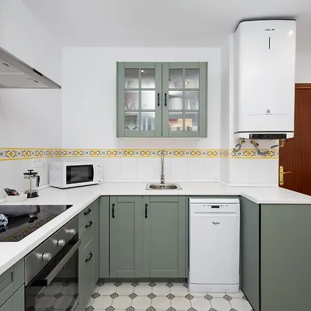 Апартаменты C92 - Rustic Two Bedrooms With Terrace