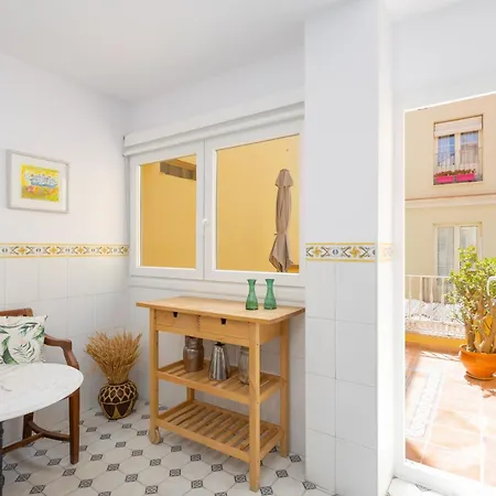 C92 - Rustic Two Bedrooms With Terrace Malaga
