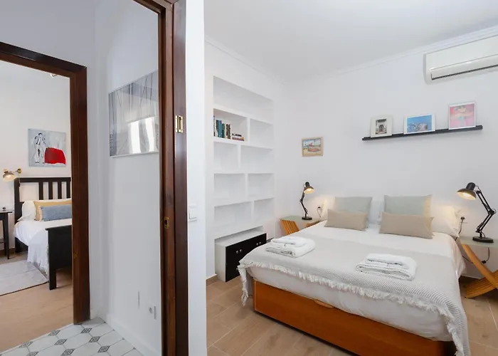 C92 - Rustic Two Bedrooms With Terrace Appartamento Málaga