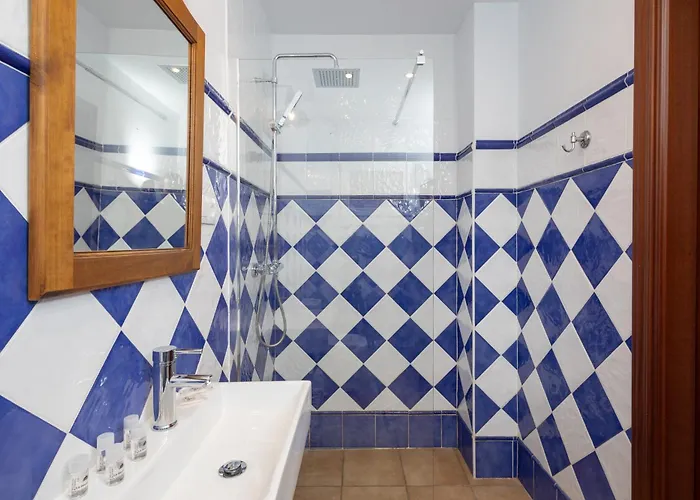 C92 - Rustic Two Bedrooms With Terrace Appartamento